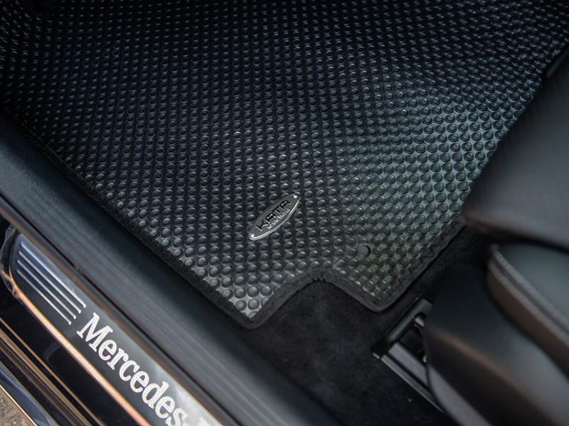Thảm lót sàn ô tô Mercedes C Class W205 thương hiệu KATA chính hãng.