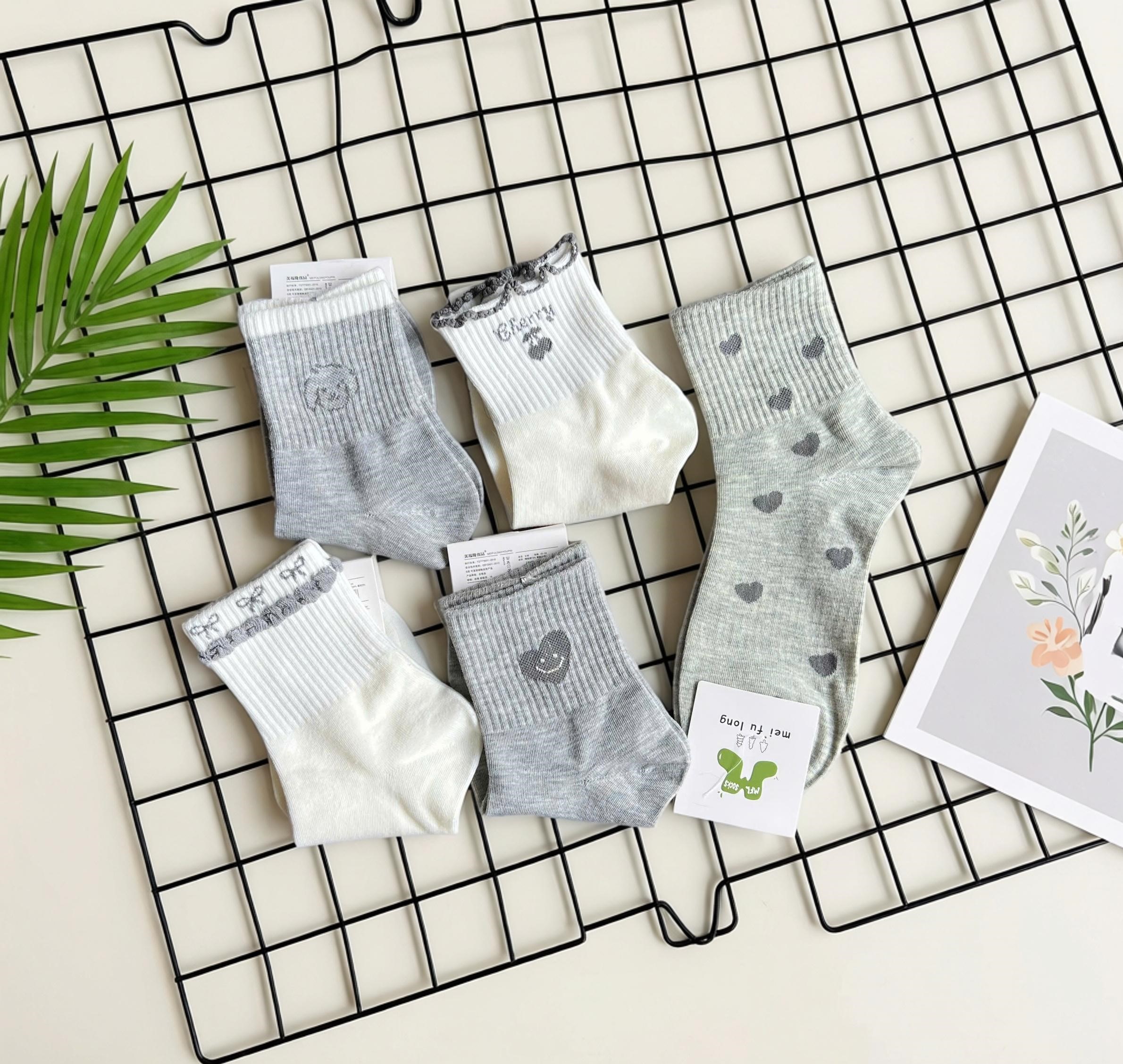 SET 5 ĐÔI TẤT VỚ NỮ CAO CỔ MÃ 17 DÀNH CHO NỮ