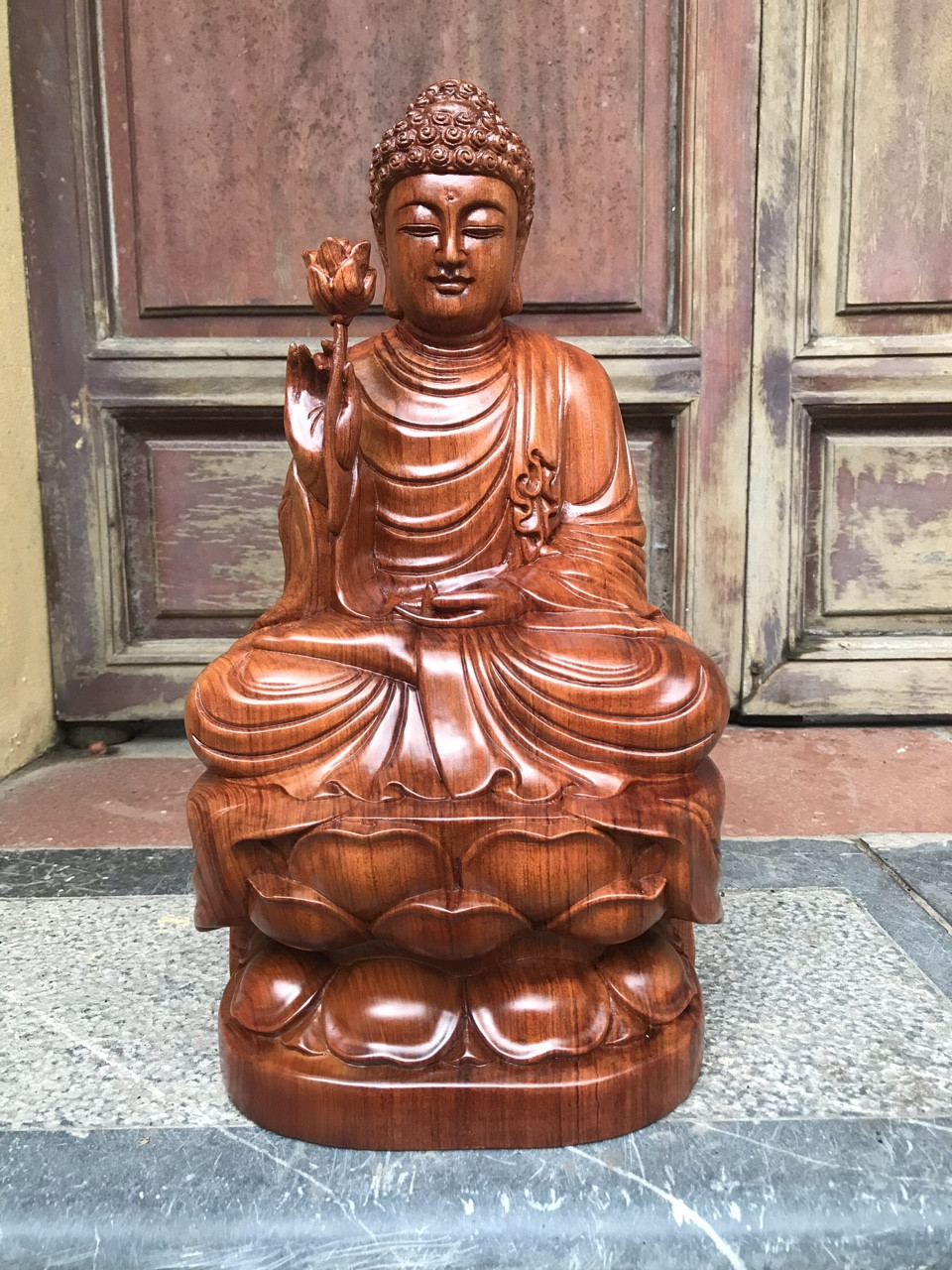 Tượng phật thích ca bằng gỗ hương kt cao 50