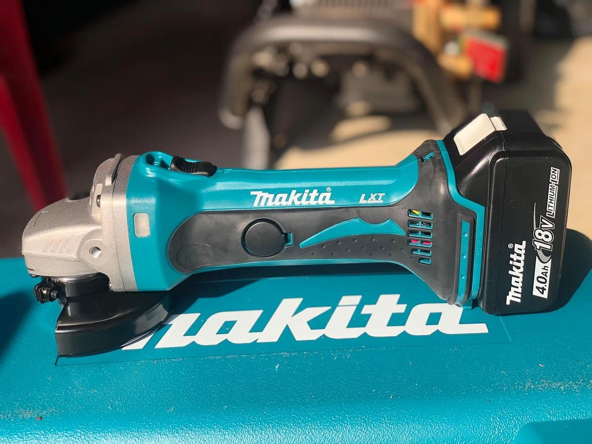 MÁY MÀI GÓC DÙNG PIN 18V 100MM MAKITA DGA402RME- HÀNG CHÍNH HÃNG