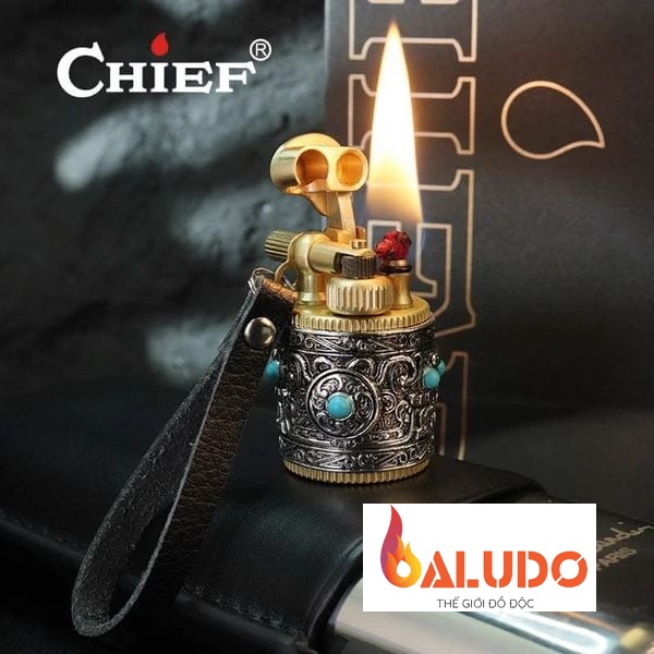 Vỏ hộp quẹt xăng đá kiêm móc khóa CF-212C vỏ xoay hoa văn nổi đính đá