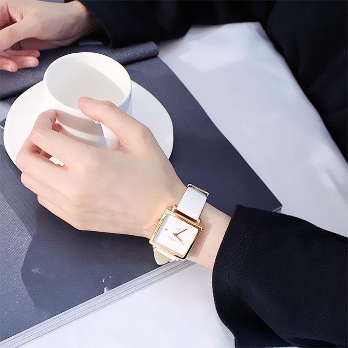 Đồng hồ nữ đẹp đeo tay dây nhung cao cấp DH86 - DH68