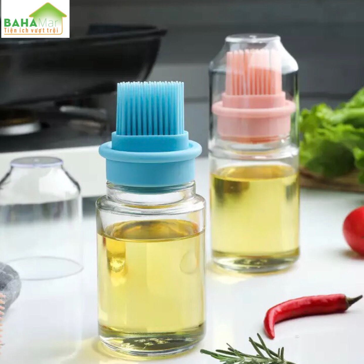 BÌNH GẮN CỌ SILICONE PHẾT DẦU NƯỚNG "BAHAMAR" có thể đổ đầy bình với dầu, nước sốt, ...để phết lên cho bánh ngọt, thịt và rau củ…