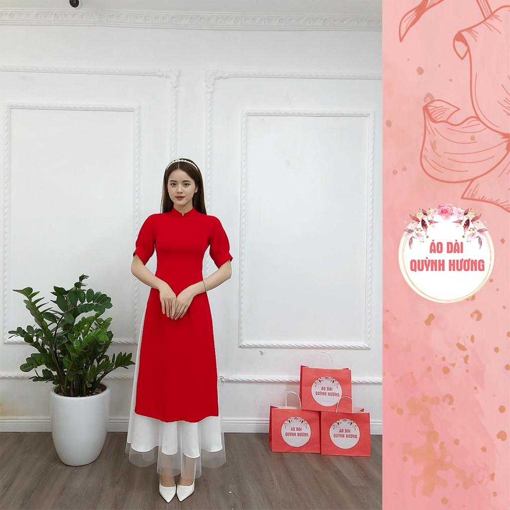 Áo dài cách tân chất lụa màu đỏ tay bồng cổ vuông