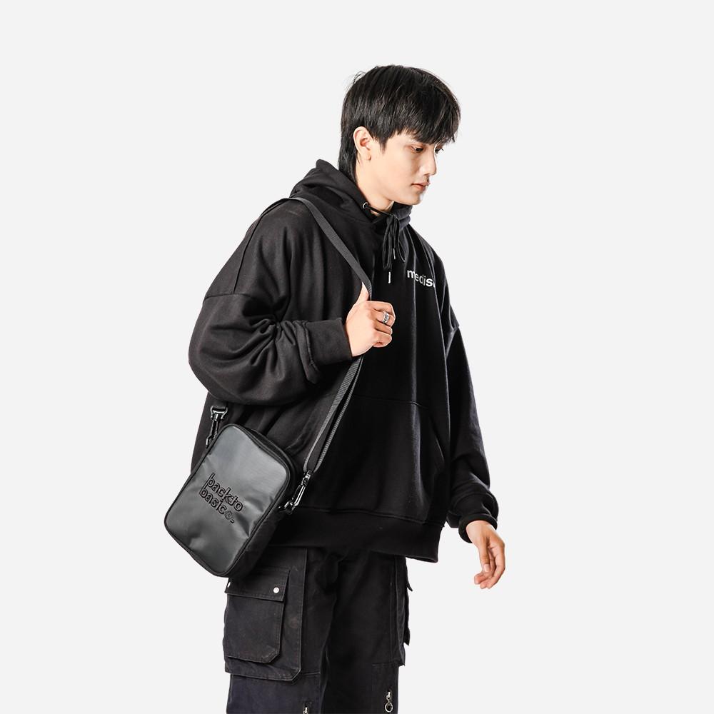 Túi đeo chéo Back To Basic - KUROSU BLACK