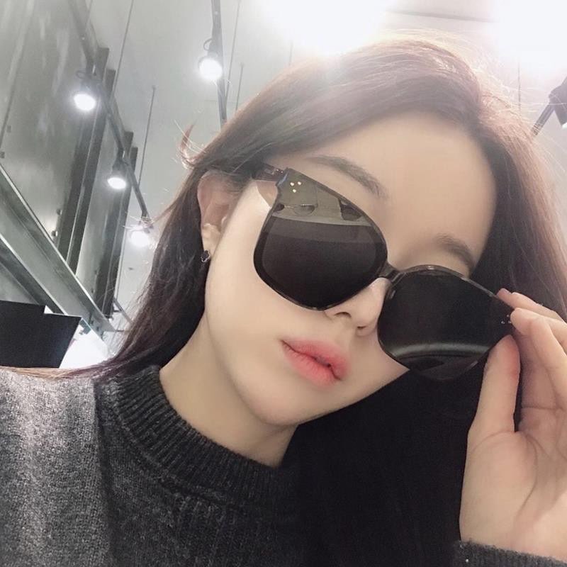 Kính râm thời trang Hàn Quốc dáng vuông basic nhựa cao cấp