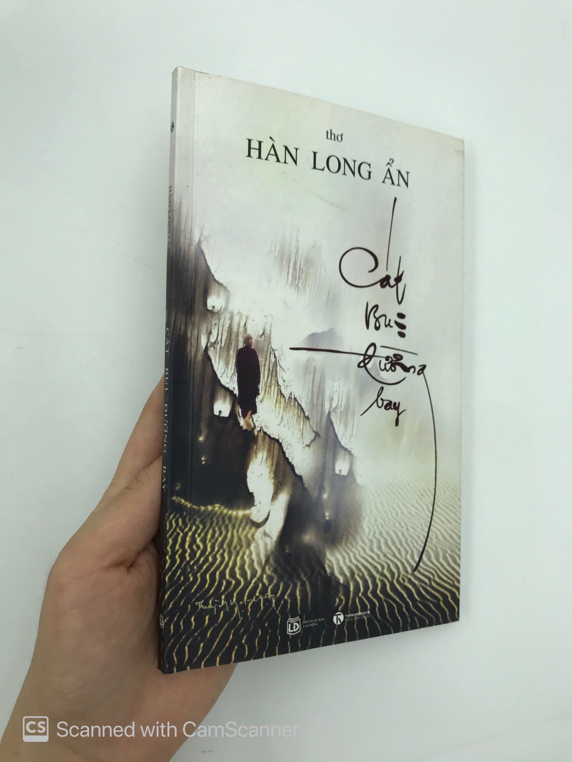 Sách Cát Bụi Đường Bay