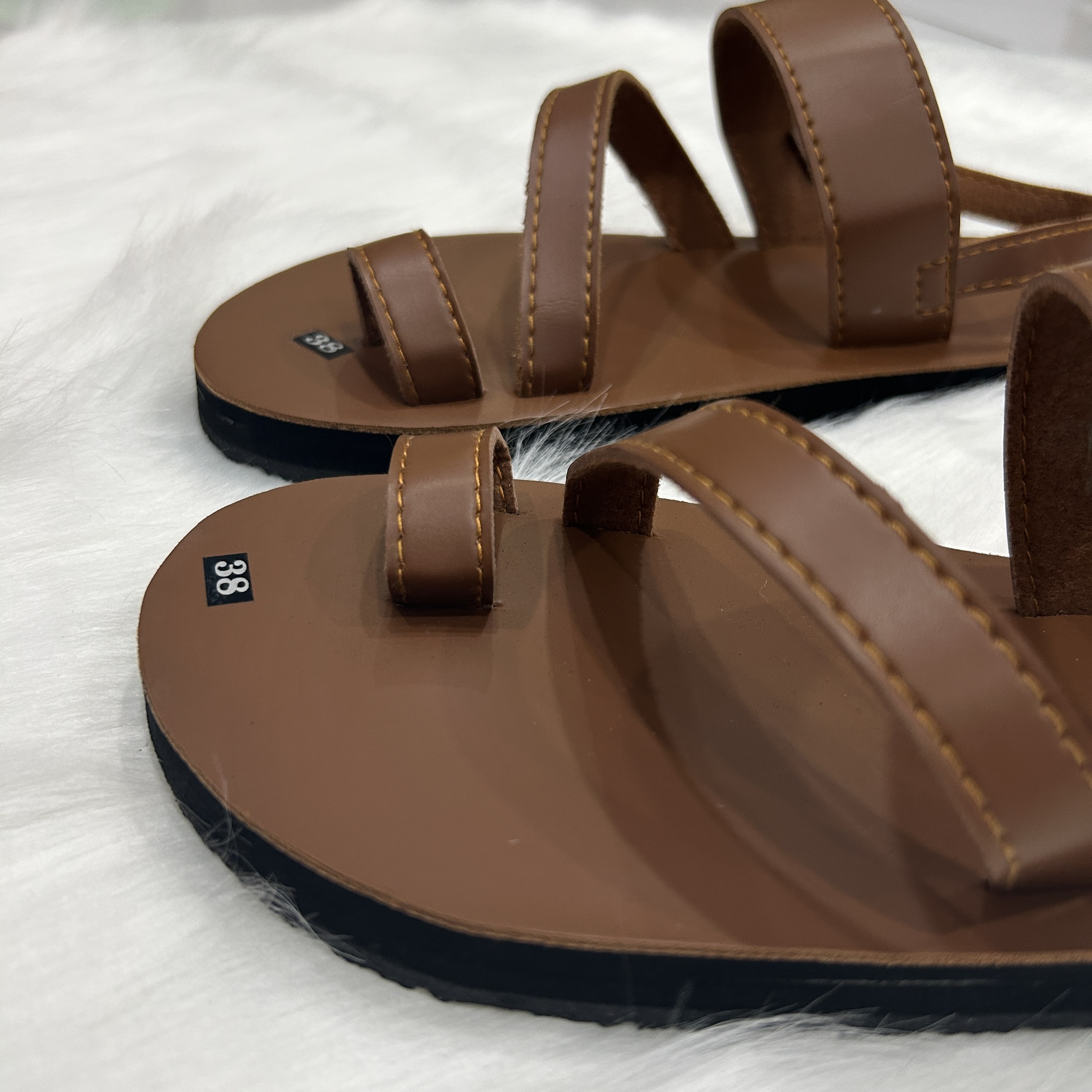 Dép sandal Nữ quai da mềm Đế bệt Cao Su ôm chân LYNA Sandal mã SD25