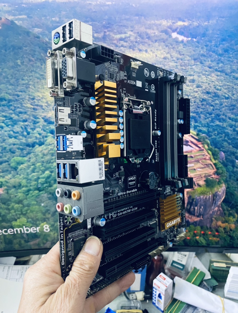Bo Mạch Chủ Gigabyte GA-H97M-D3H - Hàng Chính Hãng