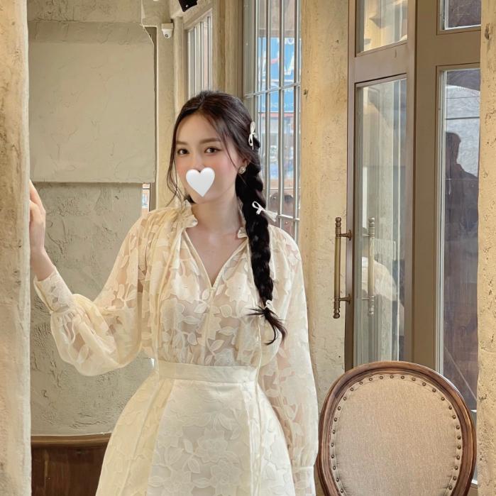 Set bộ nữ, áo ren hoa, chân váy chữ A phối áo ren tay bồng dài cực điệu Trendy Clothing