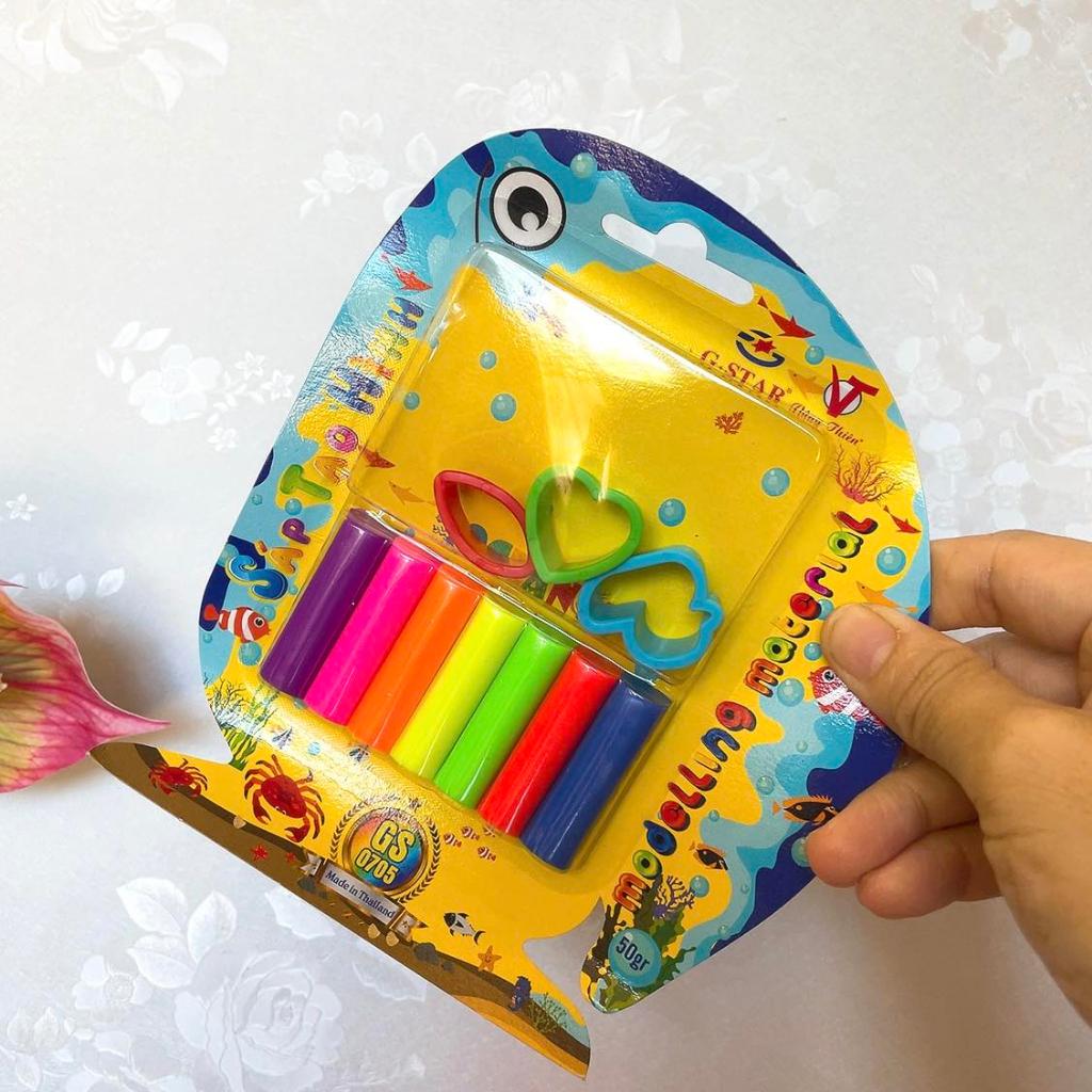 ĐẤT NẶN, ĐẤT SÉT CHO BÉ - Bộ 7 màu + 3 khuôn. Thơm nhẹ, không chảy nhão, khó bám dính vào quần áo, dễ vệ sinh và đặc biệ