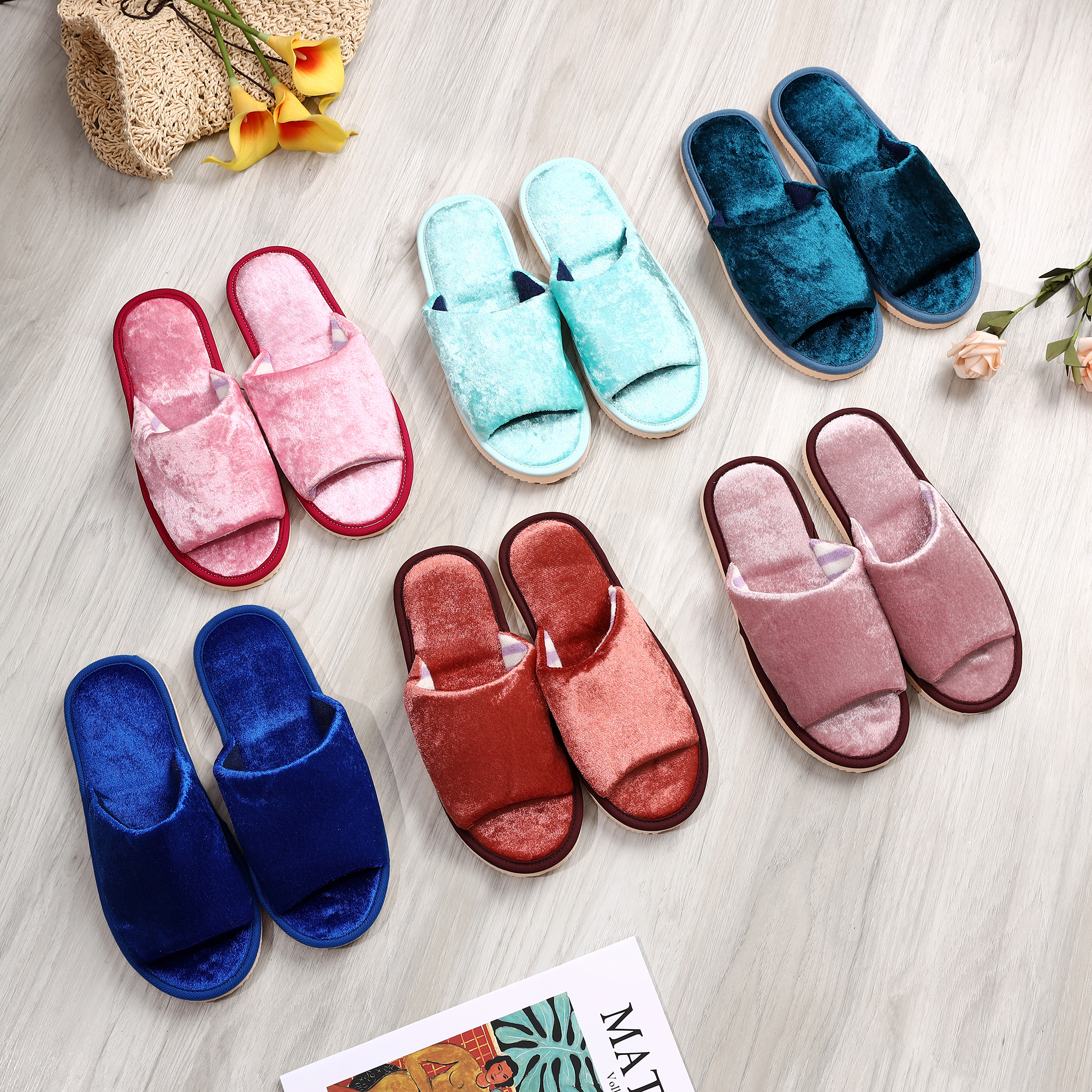 Dép đi trong nhà Nữ vải nhung sang trọng ( Easy Life Slippers )