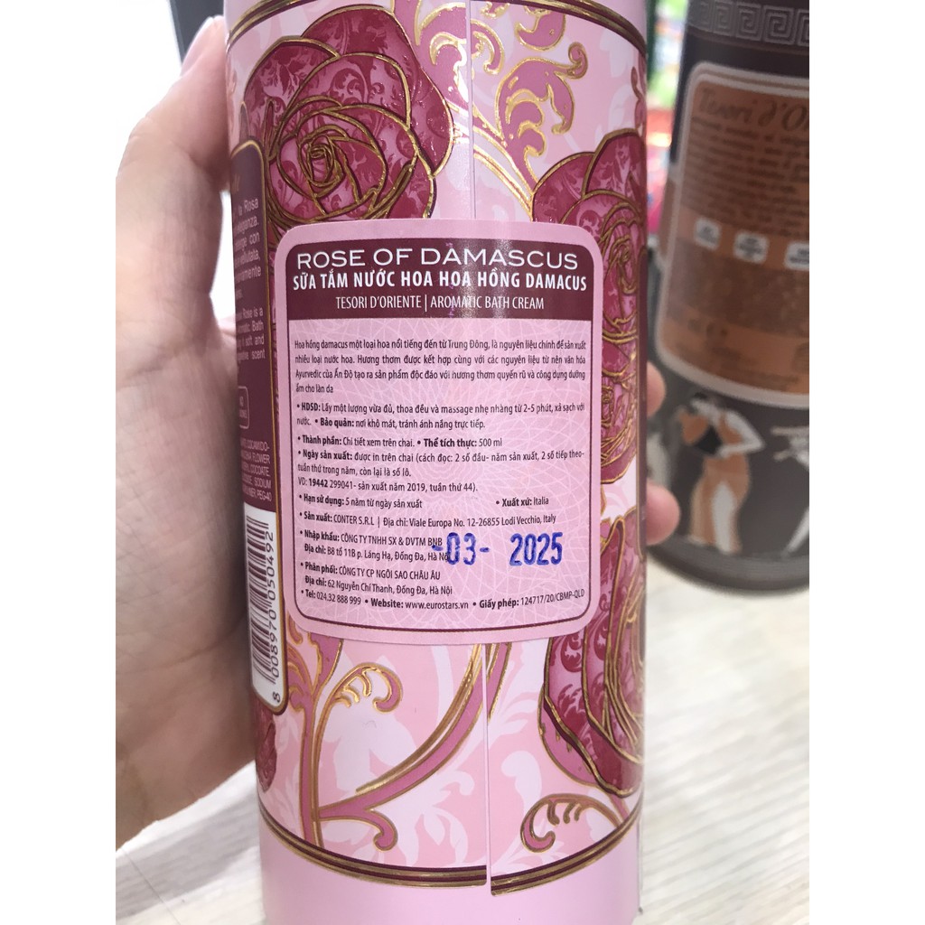 Sữa tắm Tesori d'Oriente Hoa hồng Damacus 500ml tặng móc khóa