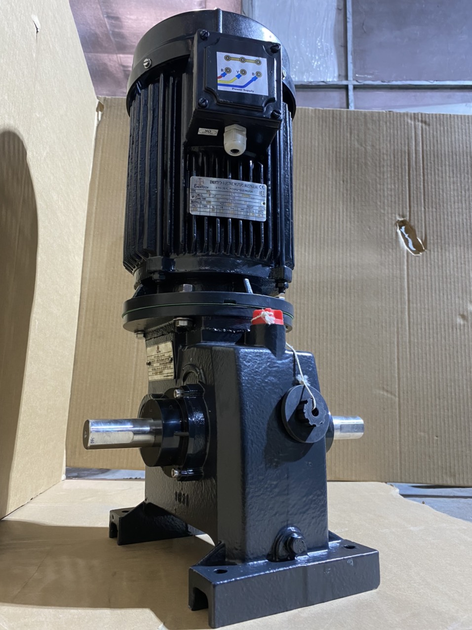 Motor Sagar 0.75kW 4P 1 pha 220V 50Hz -  Hàng chính hãng