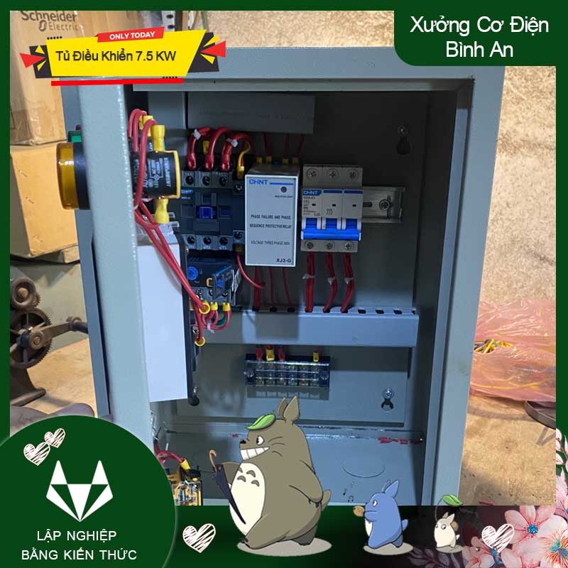 Tủ điều khiển 3 pha 7.5KW có đồng hồ báo vôn chống mất pha, đảo pha và ngắn mạch XJ3G