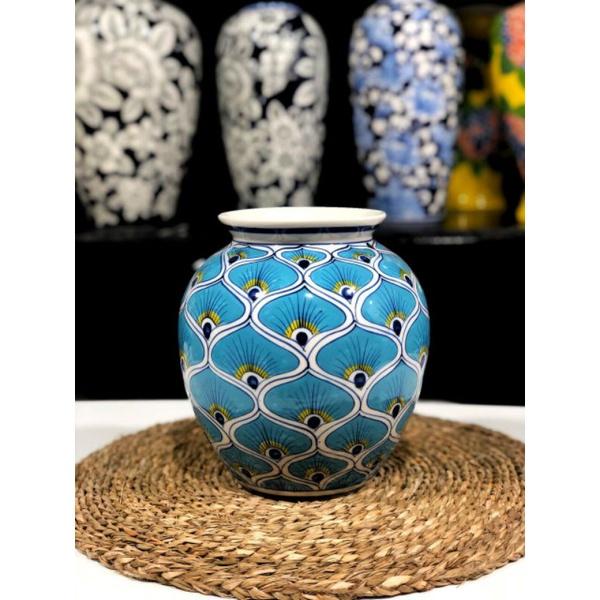 Lọ hoa vẽ ngàn hoa