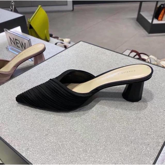 Guốc  full box Size: 35->38 470