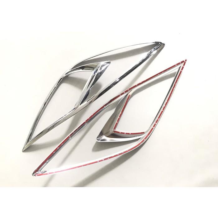 Bộ ốp trang trí, bảo vệ đèn xe Mazda BT50