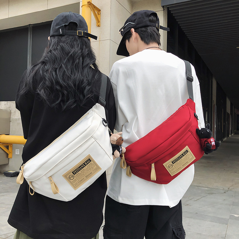 Túi đeo chéo phong cách dễ thương – BEE GEE DCTE9026