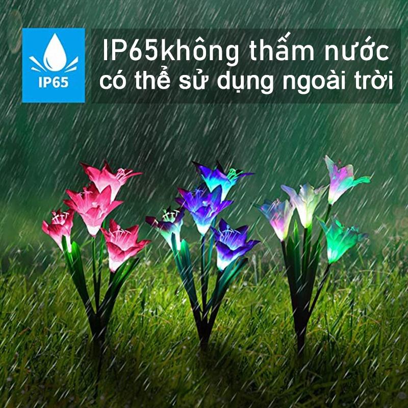 Đèn LED năng lượng mặt trời hình hoa hồng dùng trang trí sân vườn