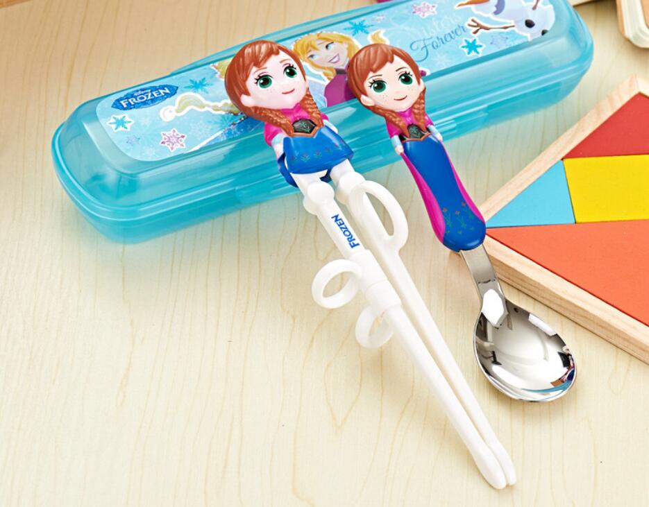 Set đũa muỗng tập ăn nhựa 3D cao cấp Disney hình Anna cho trẻ em (tặng kèm hộp)