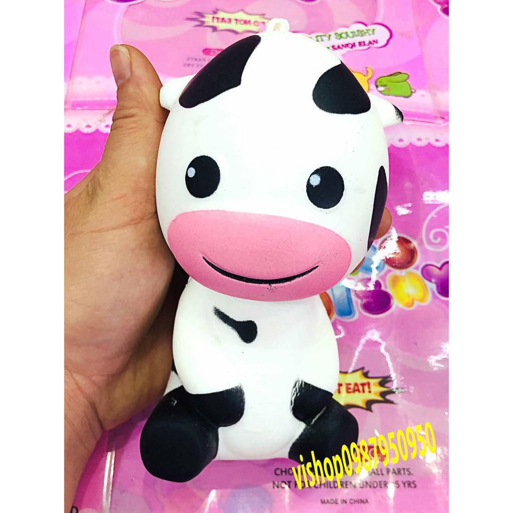 SQUISHY BÒ SỮA MÔI HỒNG ngồi bệt (thaolinh950)