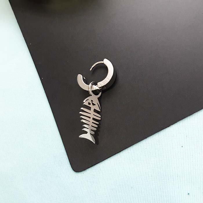 Hoa tai khuyên tròn trơn xương cá 1 chiếc