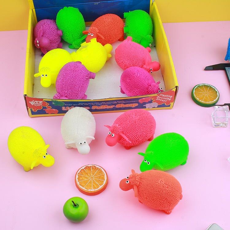 Squishy Mochi hình CON BÒ TUA RUA NGỘ NGHĨNH mềm dễ thương chân thực giảm stress co dãn đàn hồi ngộ nghĩnh bóp bóp