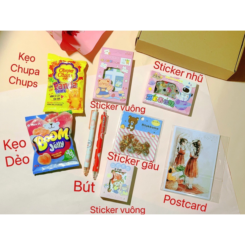 Hộp sticker kèm postcard phong cách vintage siêu dễ thương &lt;Tặng kèm Sticker dán&gt;