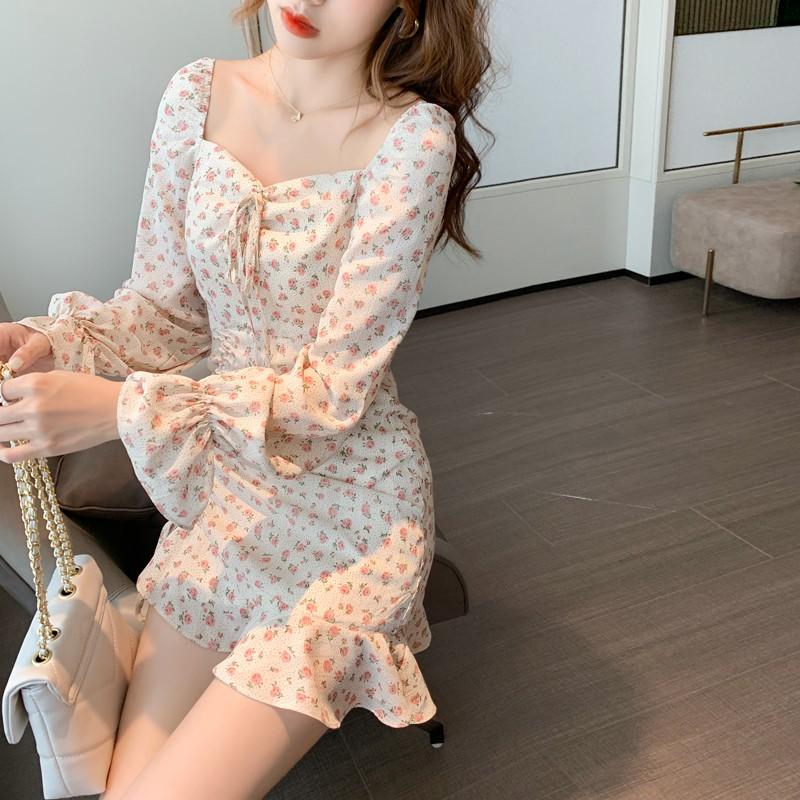 Váy hoa nhí DÀI TAY BÈO ĐUÔI CÁ