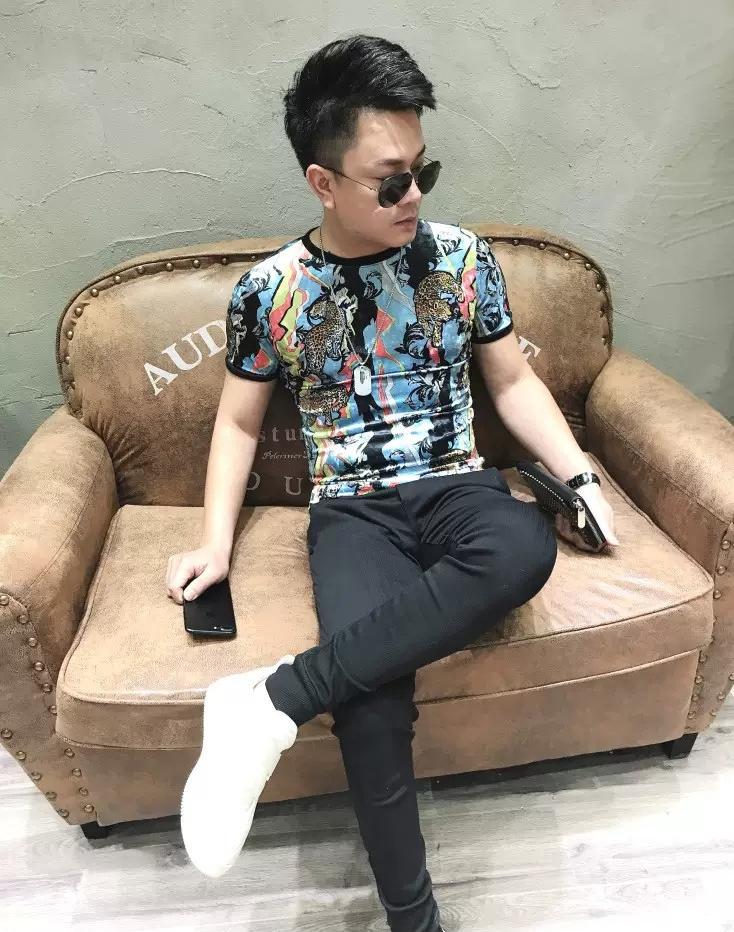 Áo thun Nam họa tiết cực ngầu chất liệu vải nhung cao cấp co giãn nhẹ dễ phối đồ hợp thời trang - HOT TREND