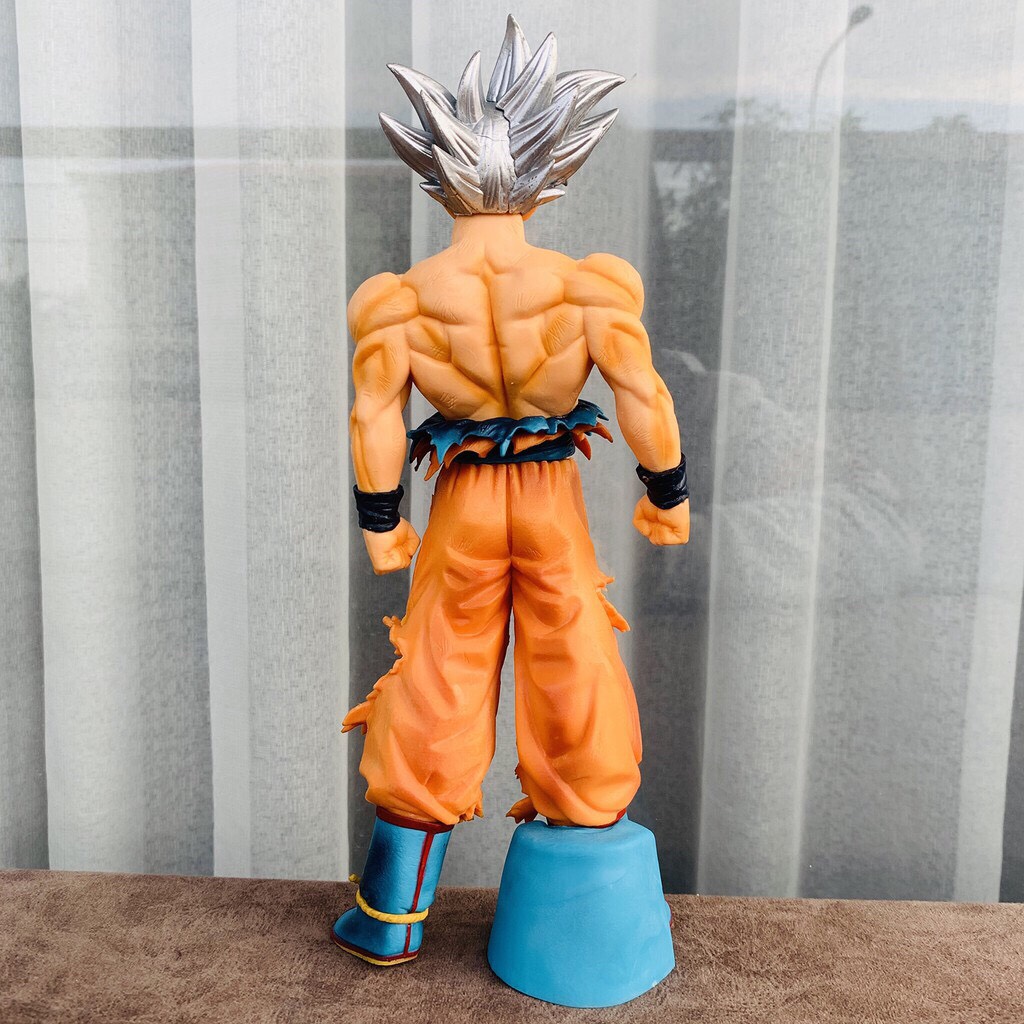 Mô hình Songoku tóc bạc