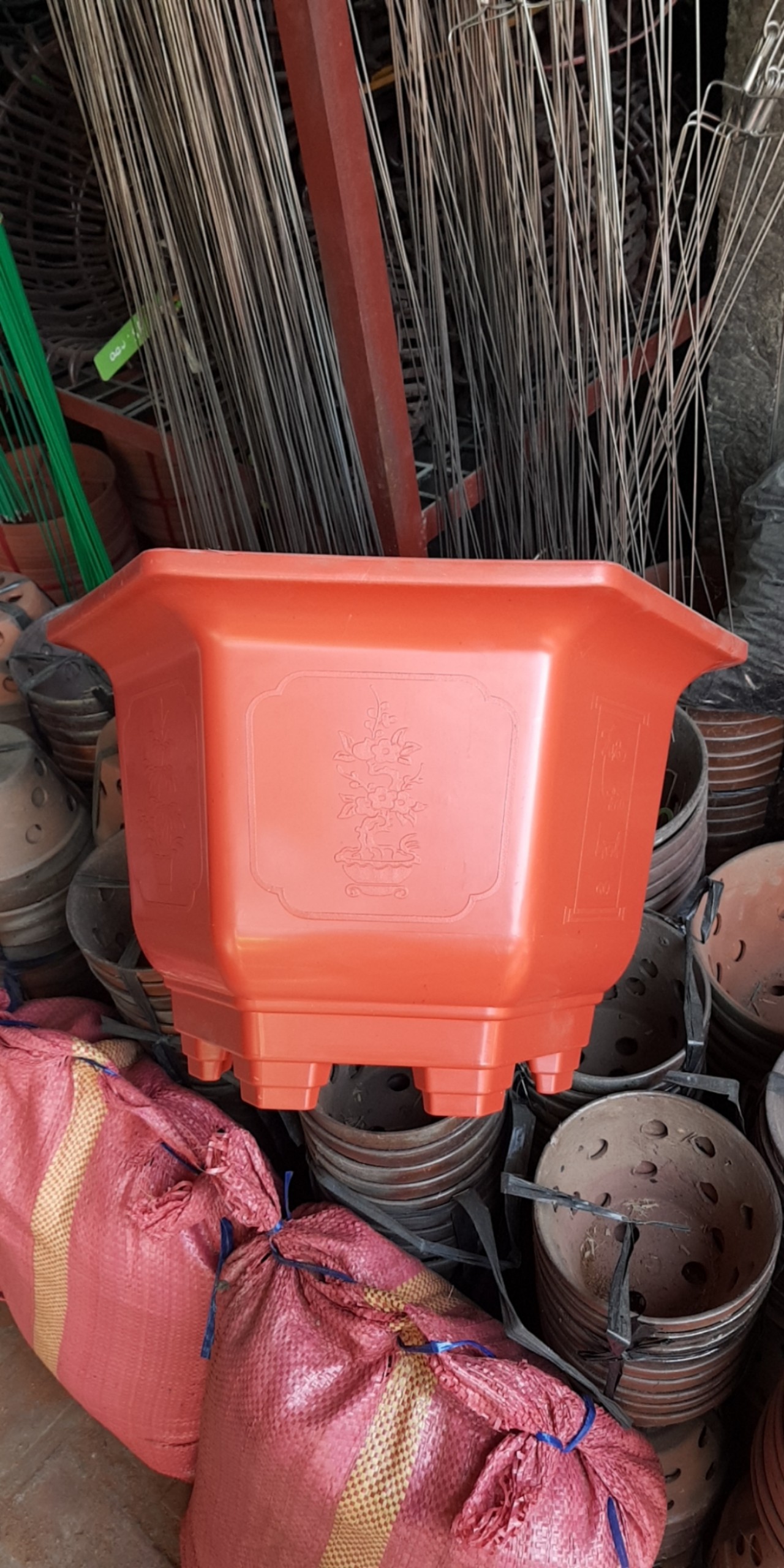 Chậu nhựa Bình Thuận LG 21