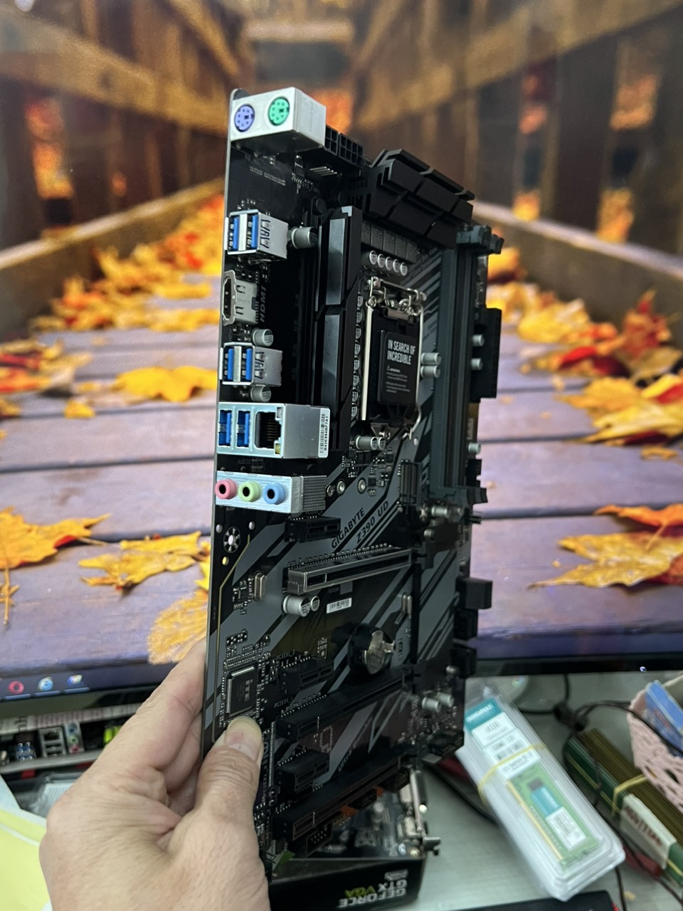 Bo Mạch Chủ (Mainboard) GIGABYTE Z390 UD - HÀNG CHÍNH HÃNG