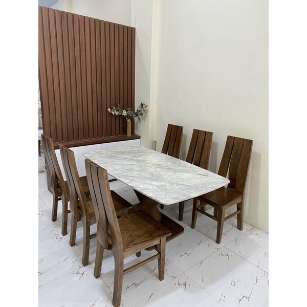 Bàn Ăn Gỗ Sồi Hiện Đại
