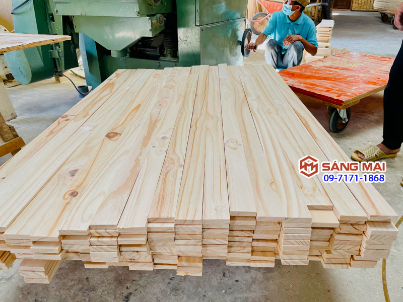 Thanh gỗ thông 3cm x 1,2cm x dài 120cm + láng mịn 4 mặt