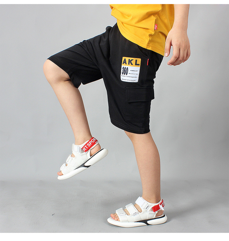 Quần thun trẻ em size đại TrueKids, Quần short thun cho bé trai phối túi nắp bên hông