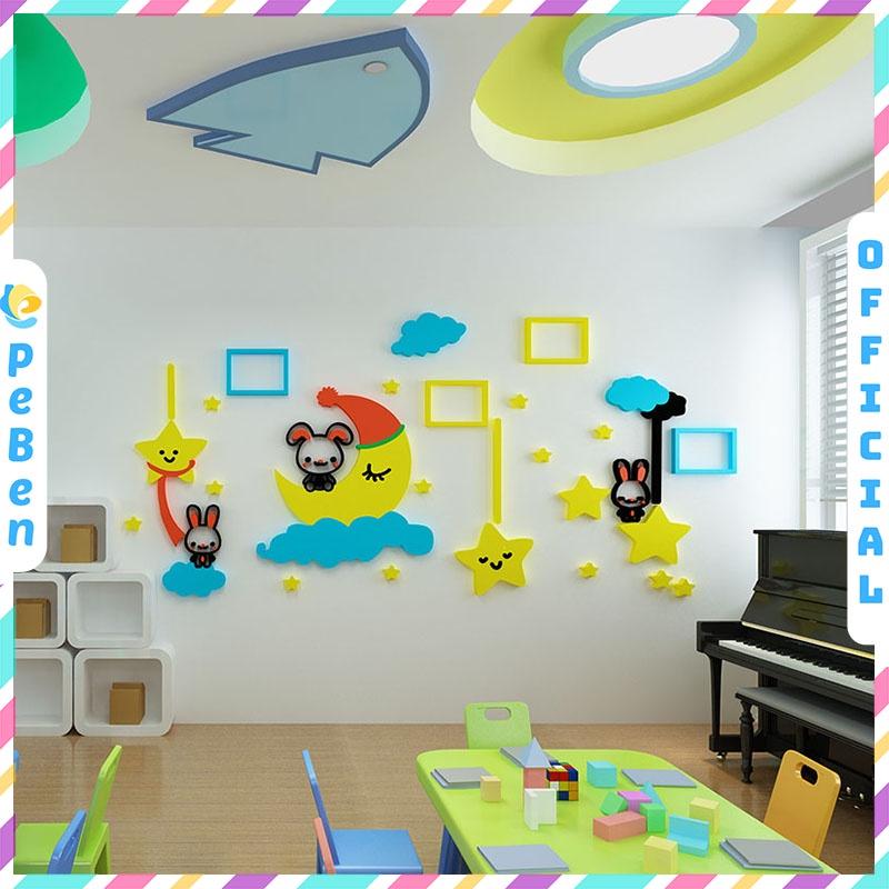 Tranh dán tường mica 3d decor khổ lớn khung ảnh trên bầu trời về đêm trang trí mầm non, mẫu giáo, phòng cho bé