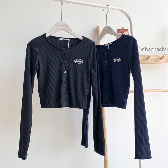 Áo croptop cúc dọc