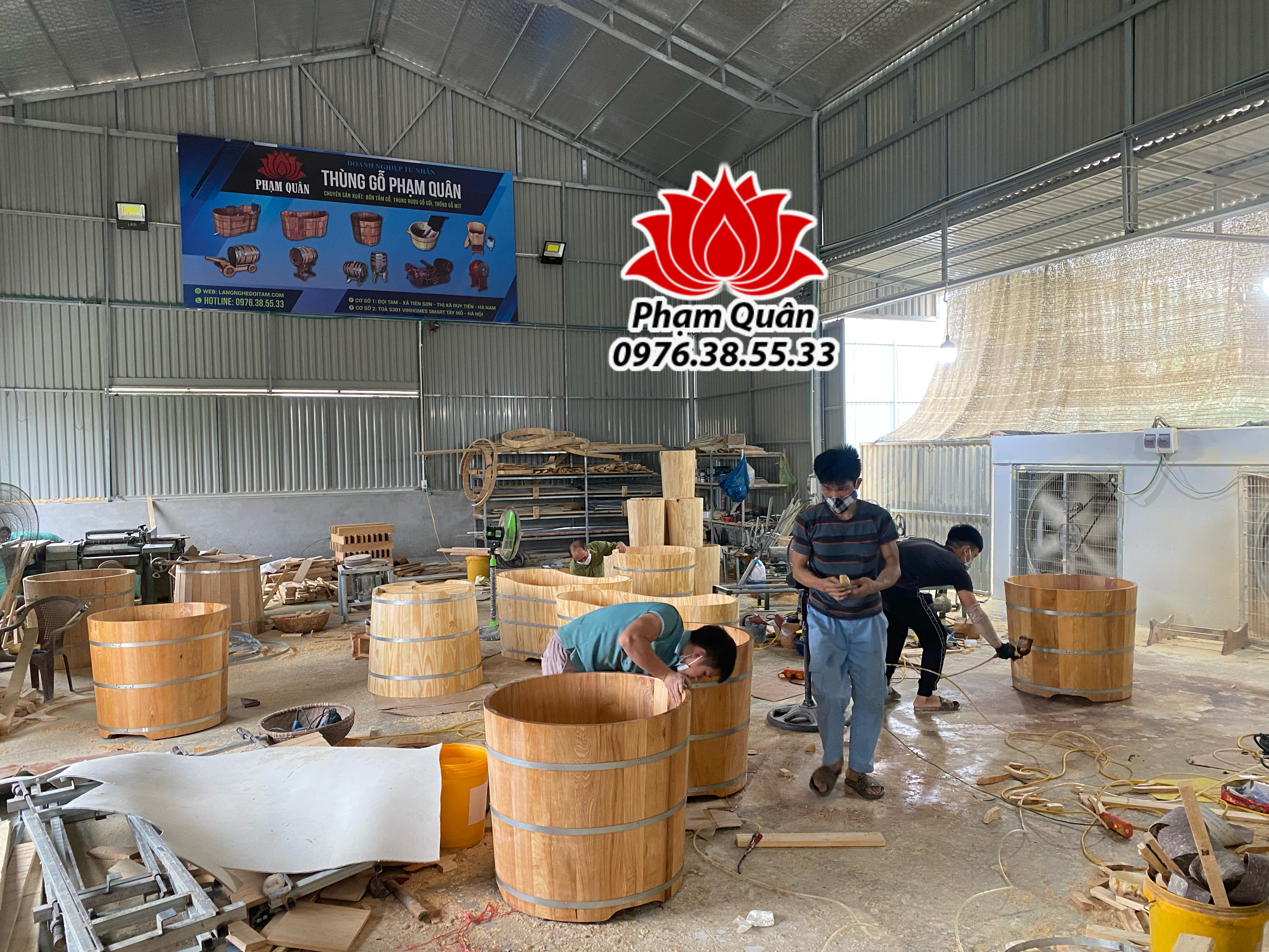 Thùng gỗ xông chân gỗ thông loại 1