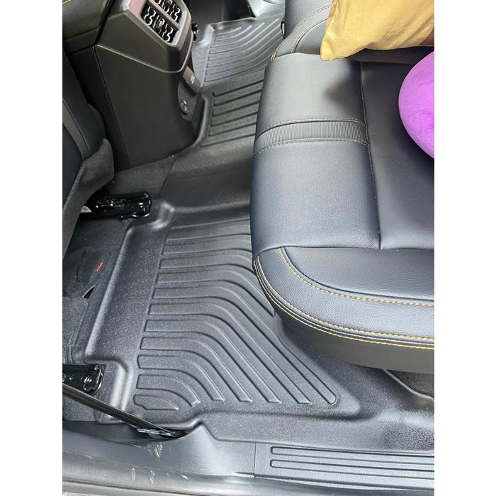 Thảm lót sàn xe ô tô Toyota Hilux 2015-2021 Nhãn hiệu Macsim chất liệu nhựa TPE hàng loại 2