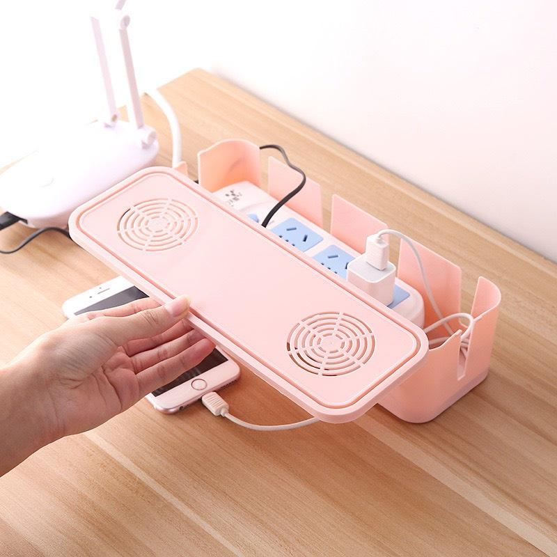 Hộp Nhựa Đựng Ổ Điện An Toàn Cho Trẻ Nhỏ