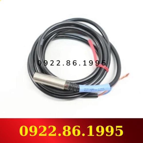 Cảm biến tiệm cận KEYENCE EV- M mới