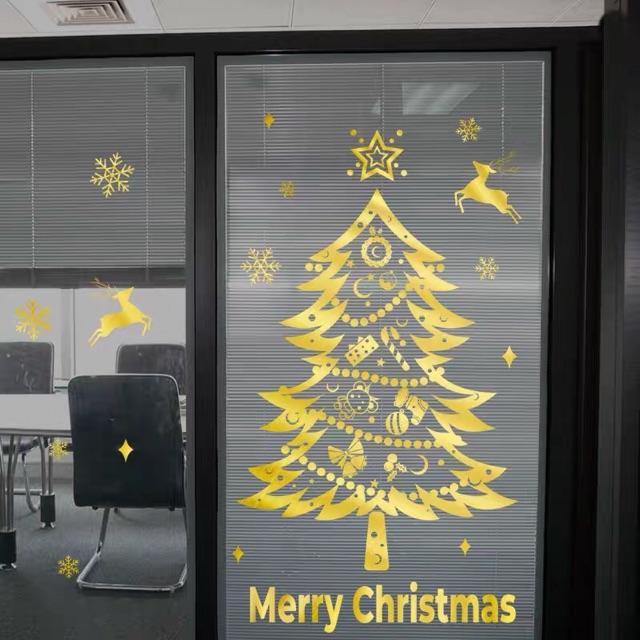 Decal trang trí tường Noel - Ánh vàng thông nhọn kèm chữ cao cấp