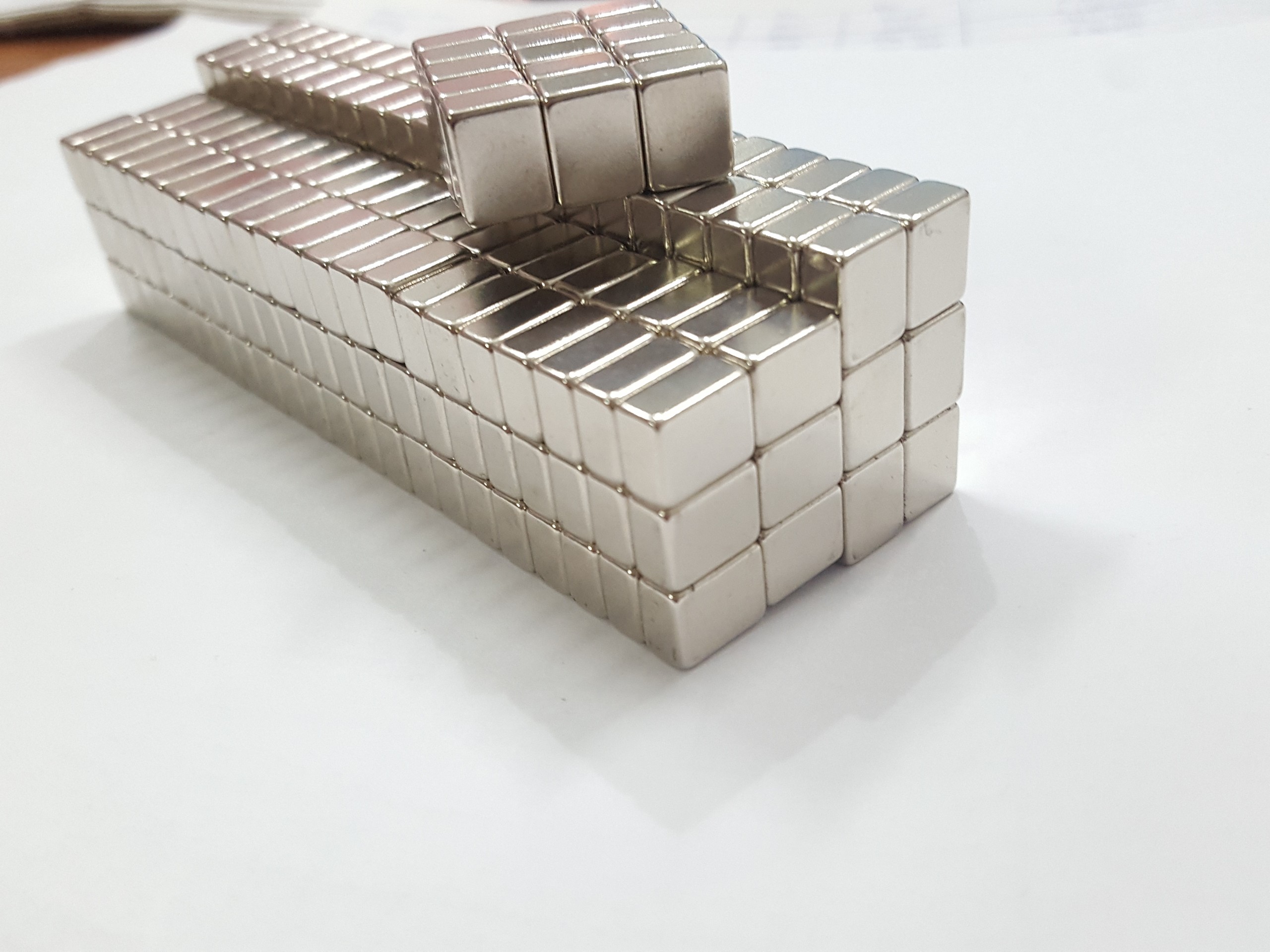 Nam châm viên 10x8x5mm - 20 viên