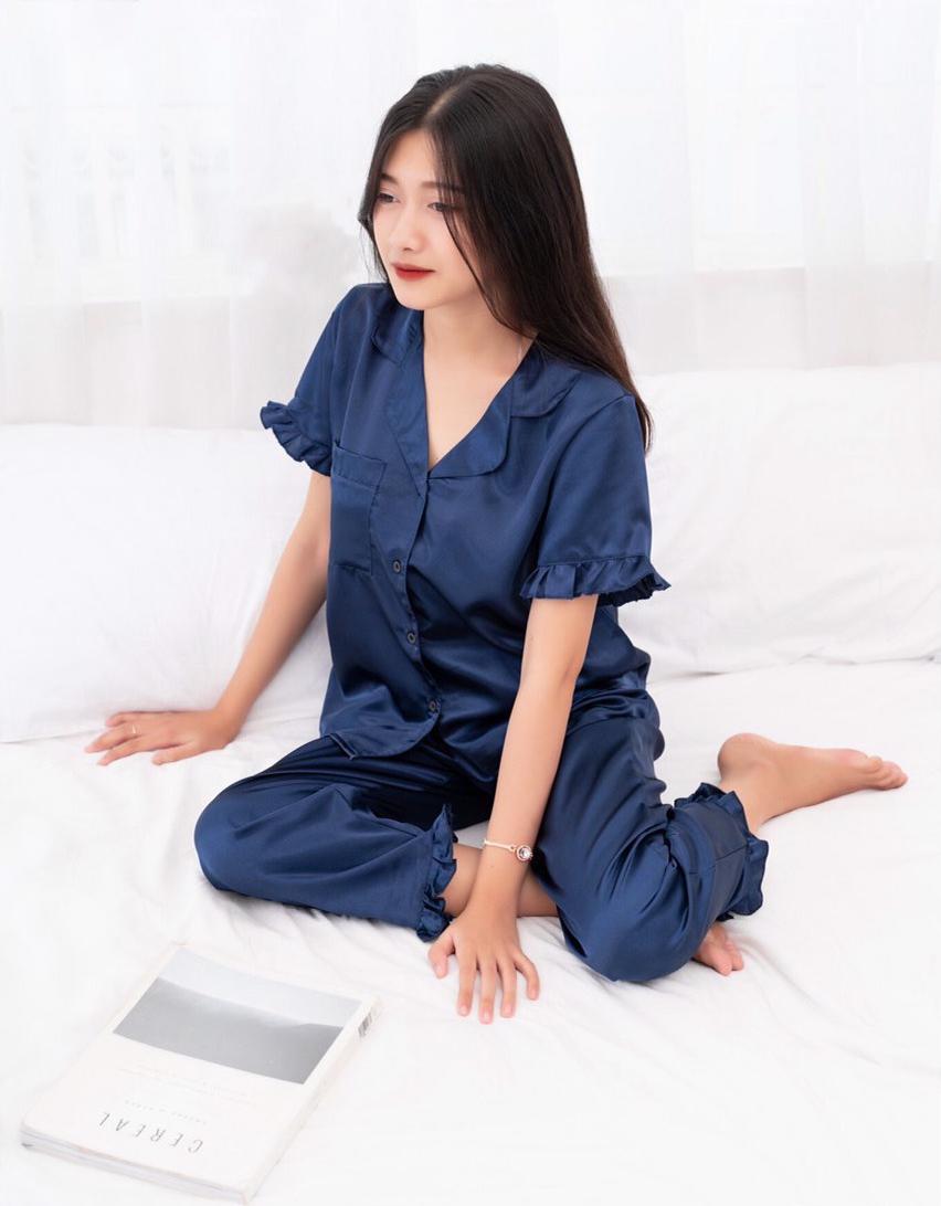 Bộ đồ Pijama mặc nhà Lụa Thái trơn phối bèo mặc nhà - tay ngắn quần dài dưới 65kg