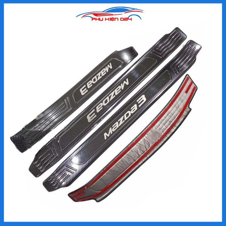 Bộ nẹp bước chân trong ngoài vân Cacbon xe Mazda 3 2015-2016-2017-2018-2019 chống trầy làm đẹp ô tô
