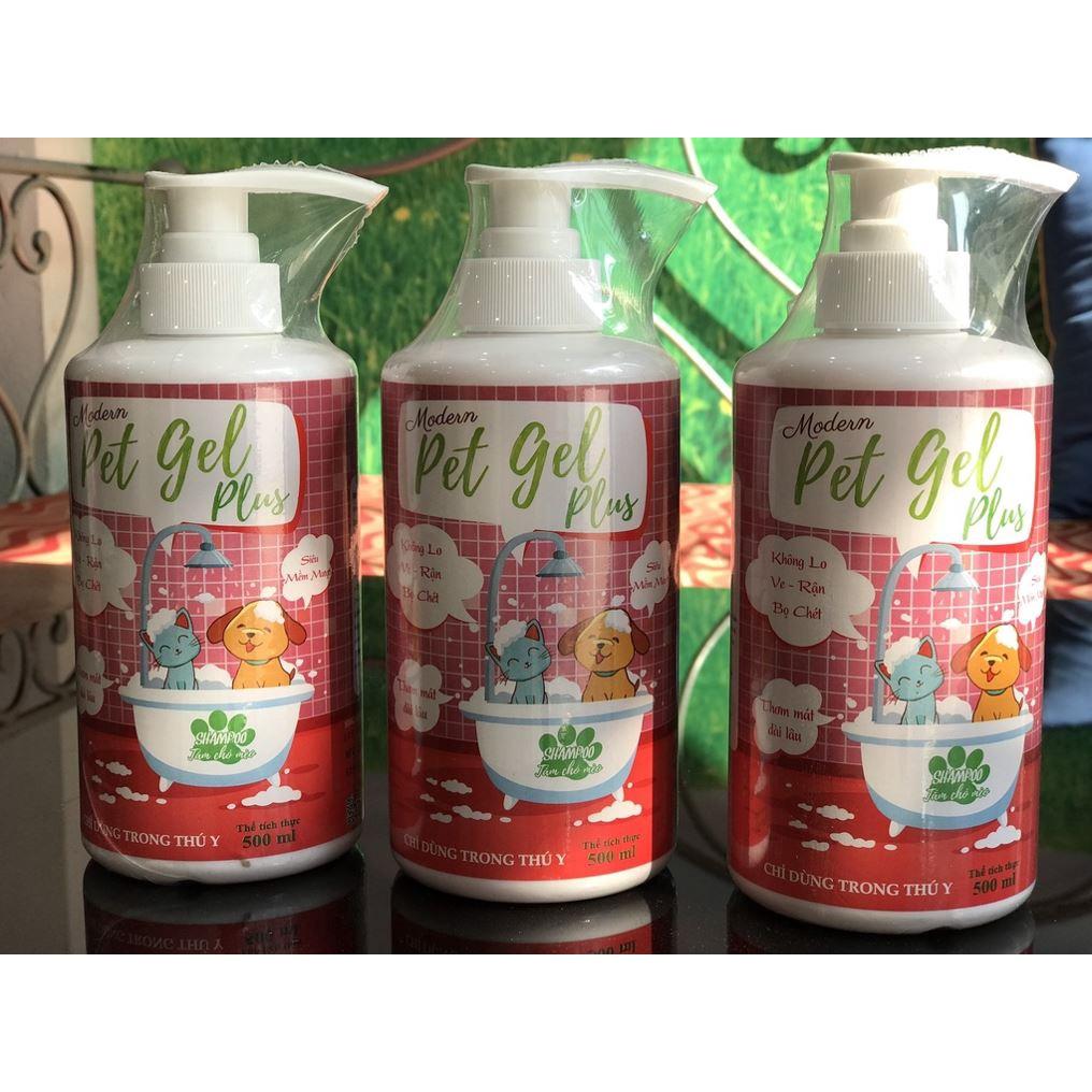 Sữa Tắm cho chó mèo Modern Pet Plus . Sữa Tắm chó mèo, khử mùi, diệt ve rận, mượt lông. Chai 500ml.