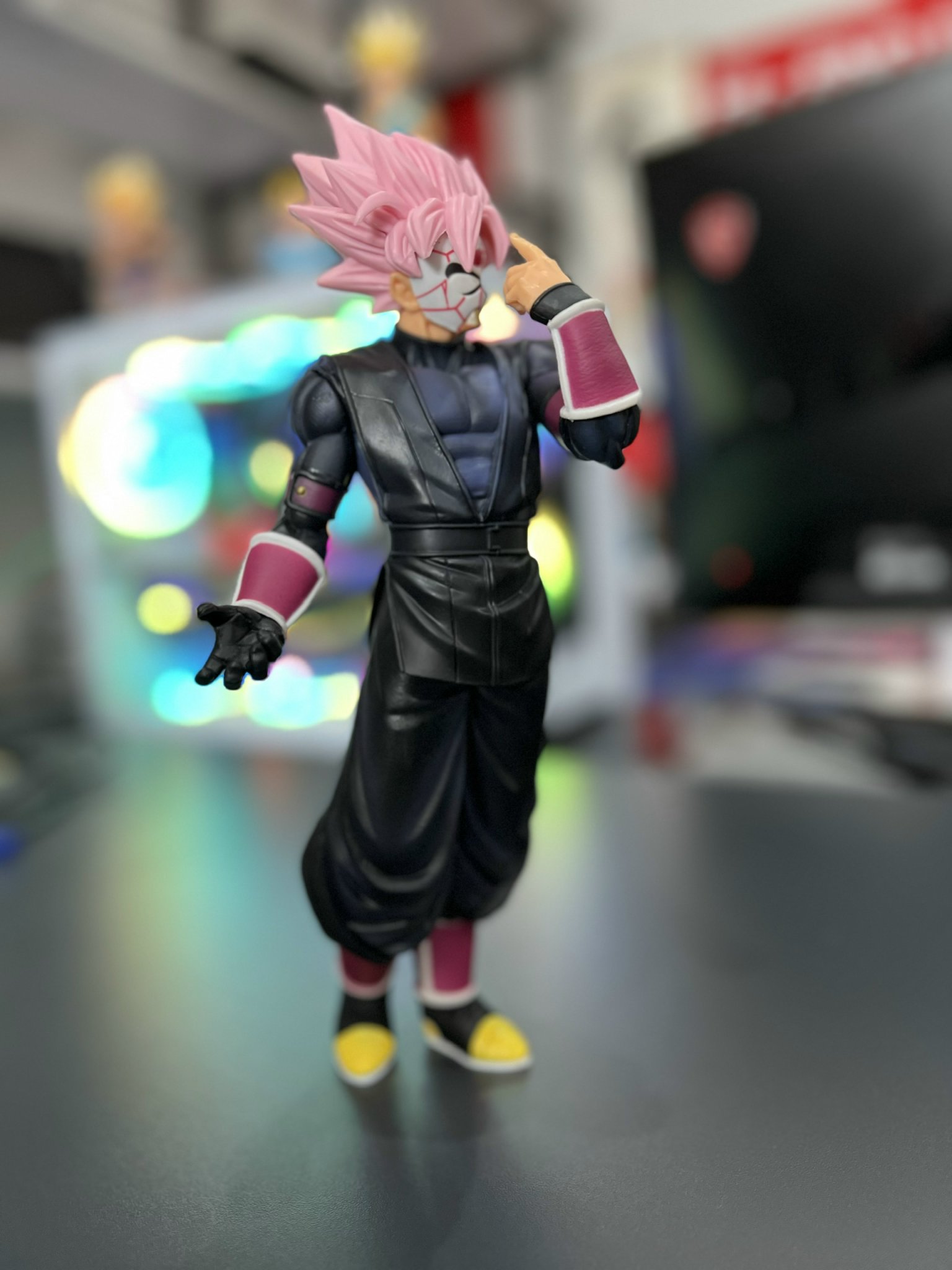 Mô Hình Black Goku Đeo Mặt Nạ (Dragon Ball) - Cao 26cm