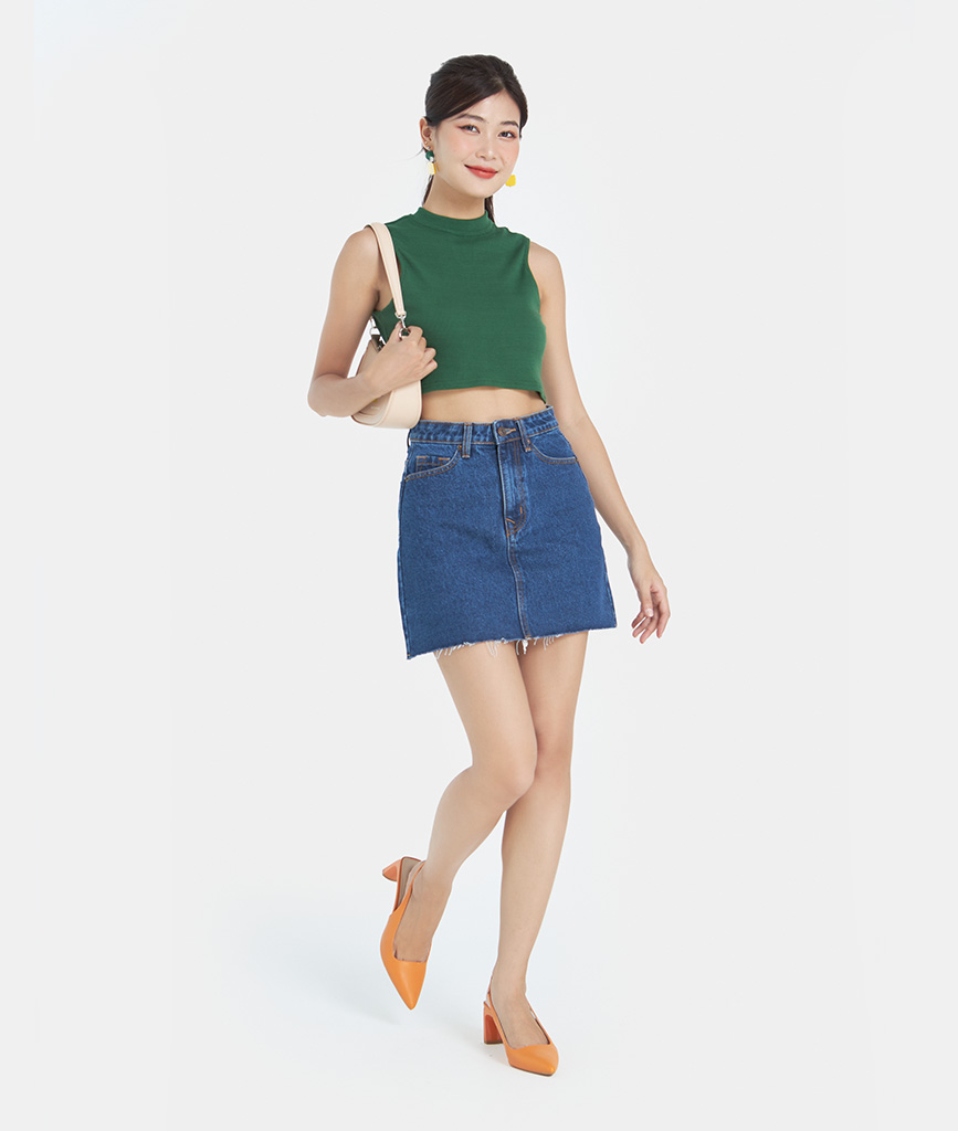 Áo croptop nữ trơn HNOSS cổ yếm form ôm AKI011